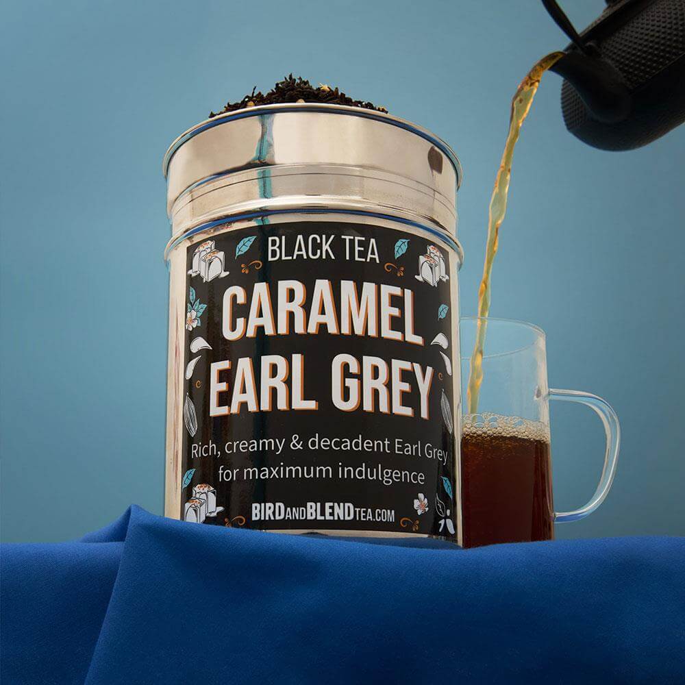 caramel earl grey tea tin with hot tea
