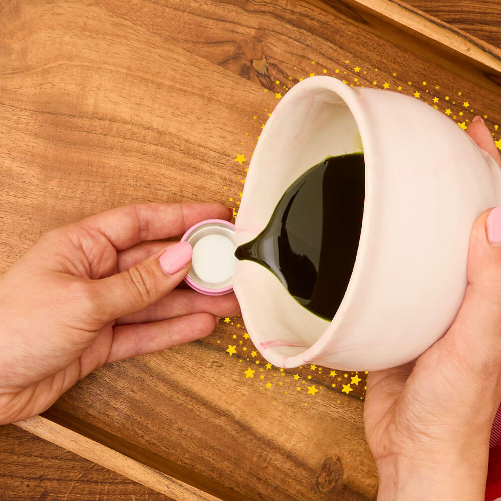 matcha ceramic bowl pouring matcha