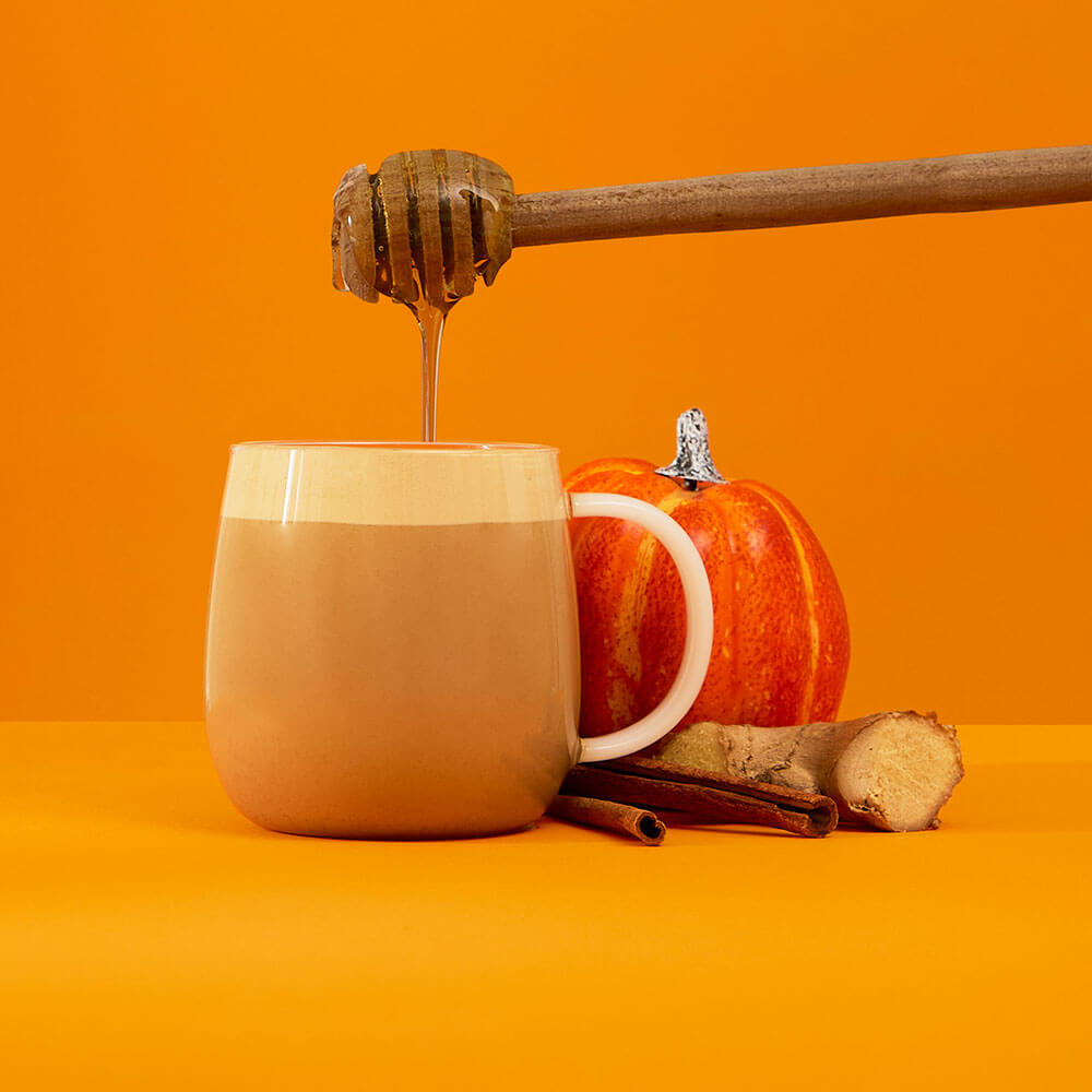 spiced pumpkin sticky chai latte & honey want dripping honey & pumpkin & cinnamon & ginger