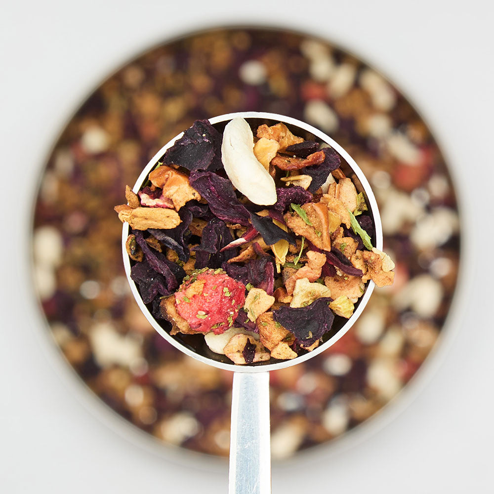Bubblegum pop! loose leaf tea in perfect tea spoon