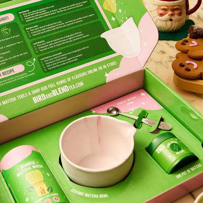 deluxe matcha gift set items focus