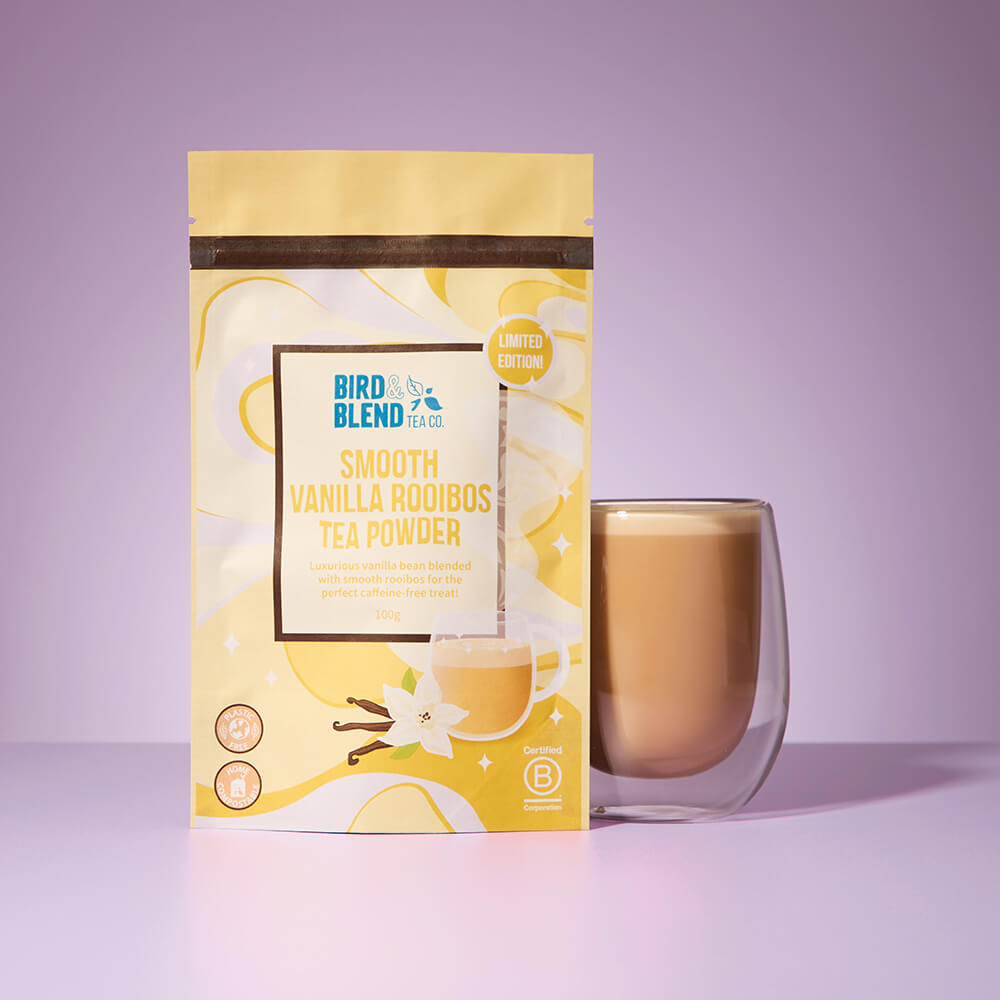 smooth vanilla rooibos tea powder pouch and hot tea latte